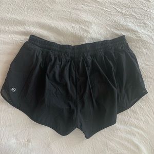 Lululemon Hotty Hot shorts